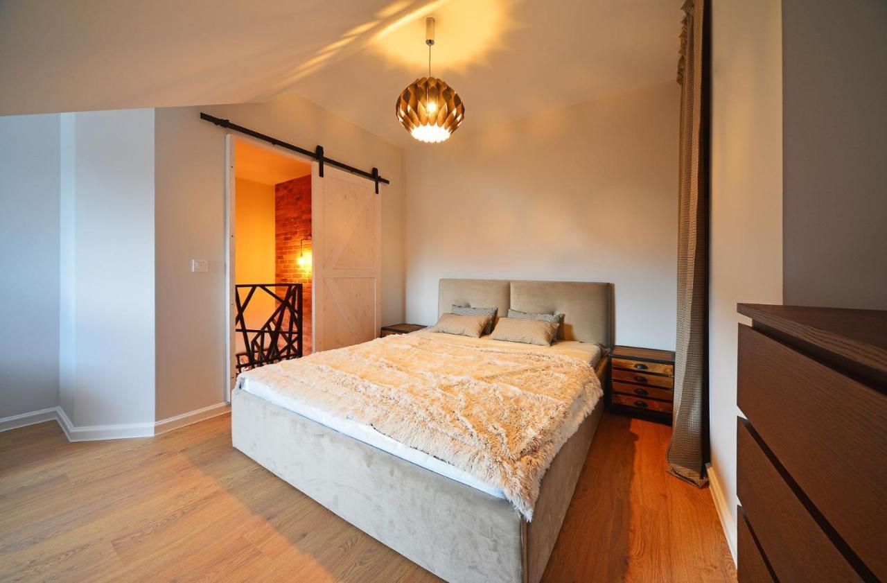 Apart-Invest Apartament Widokowy Dwupoziomowy 스클라르스카포렘바 외부 사진