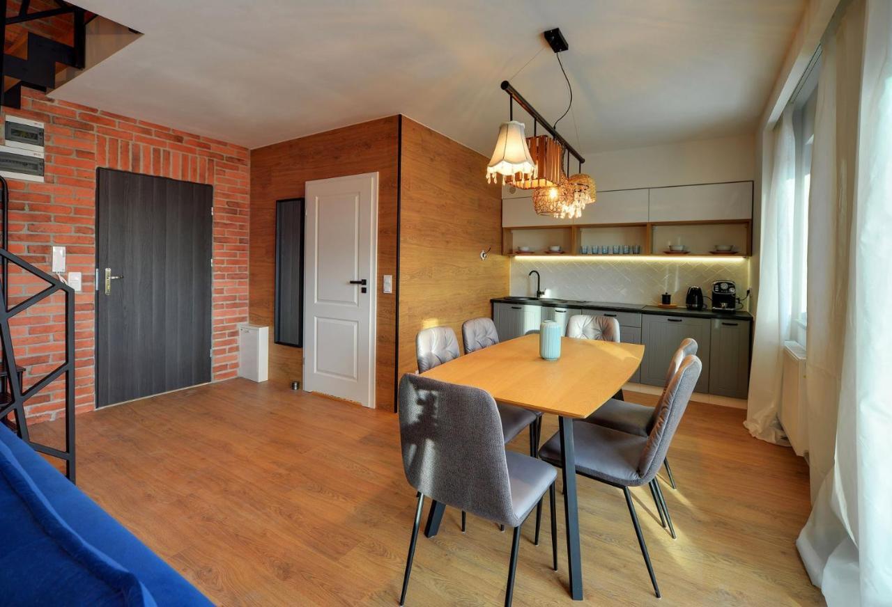 Apart-Invest Apartament Widokowy Dwupoziomowy 스클라르스카포렘바 외부 사진